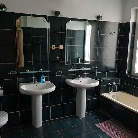 Vila Augustin בית הארחה קונסטנצה